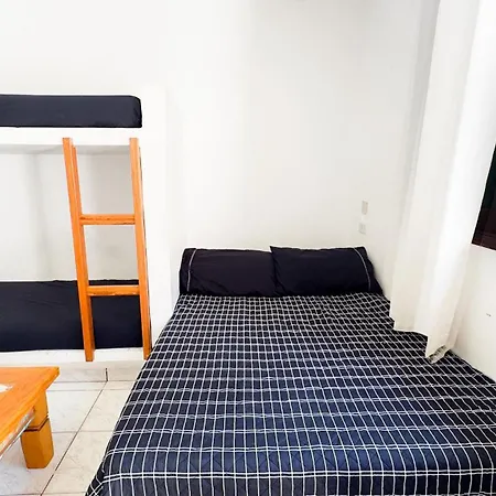 Apartamento a 150 metros do MAR UBATUBA-3